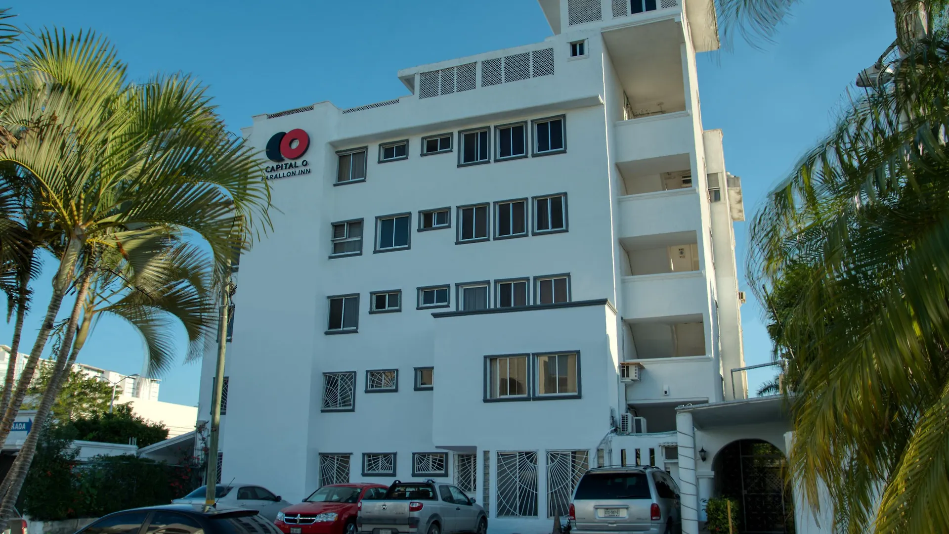 Capital O Farallon Inn, Cancun
