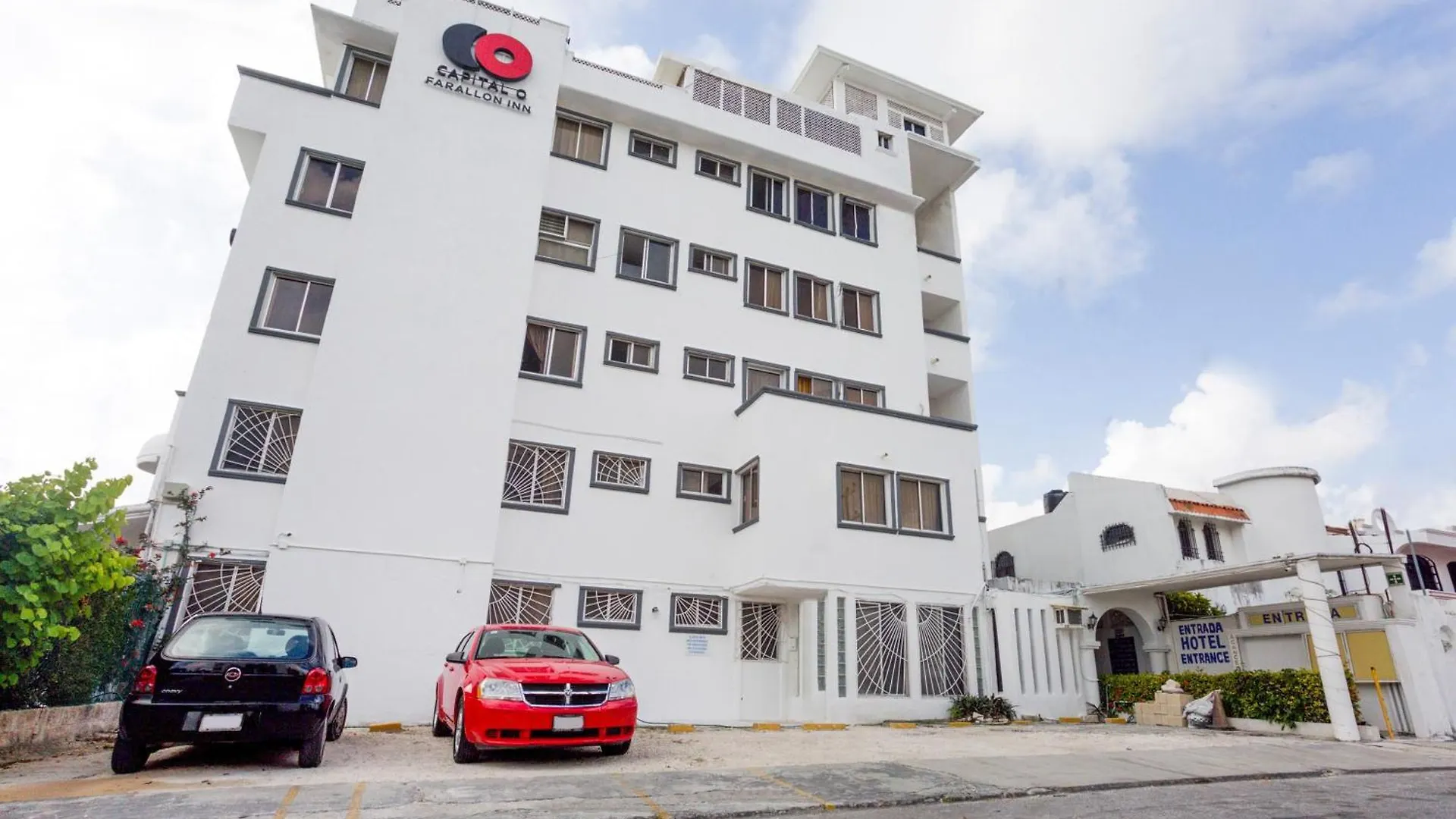 Capital O Farallon Inn, 칸쿤 호텔