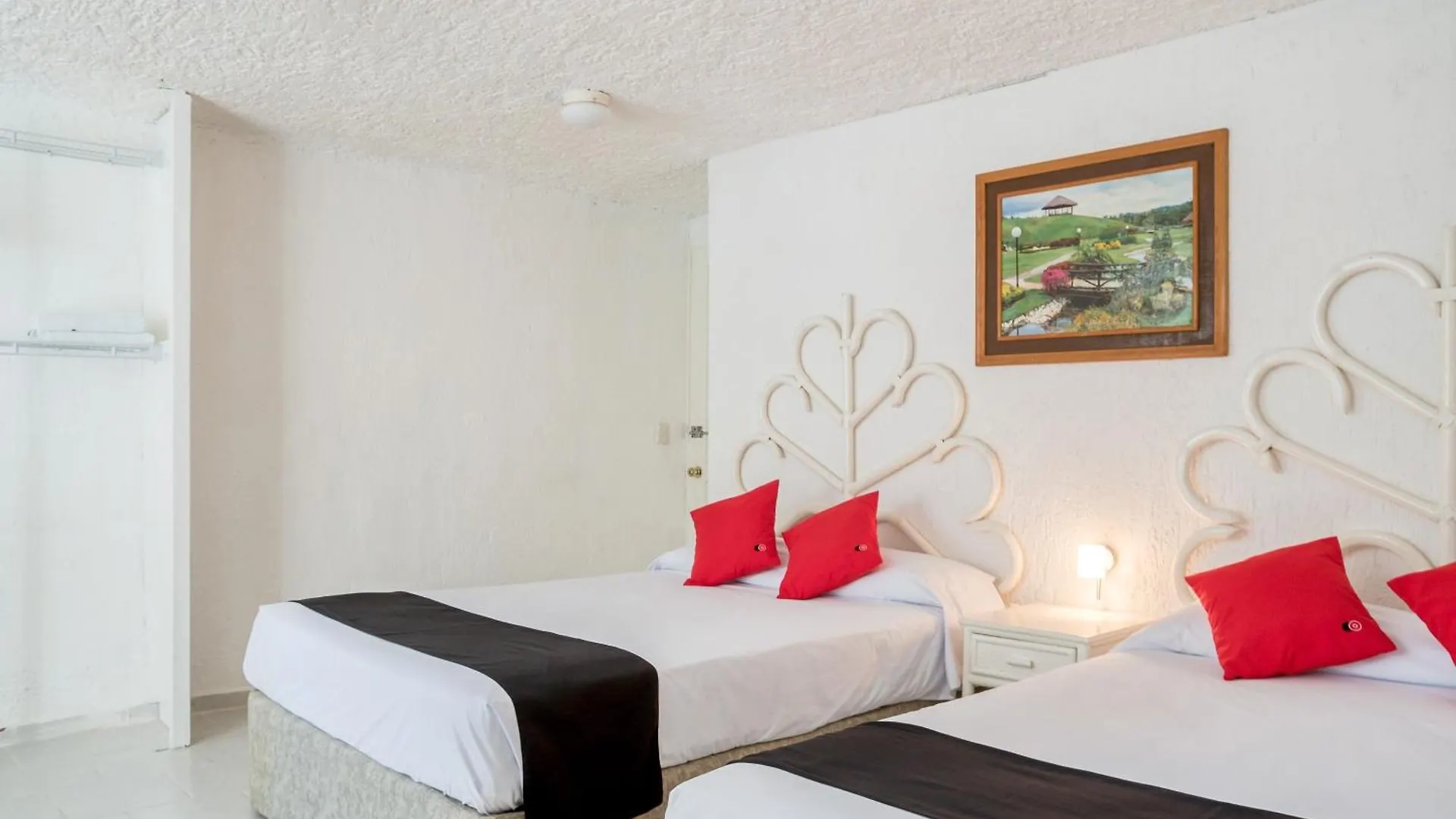 Capital O Farallon Inn, 칸쿤 호텔